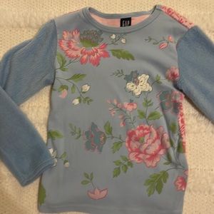 Gap Top long sleeve girls floral Embellished